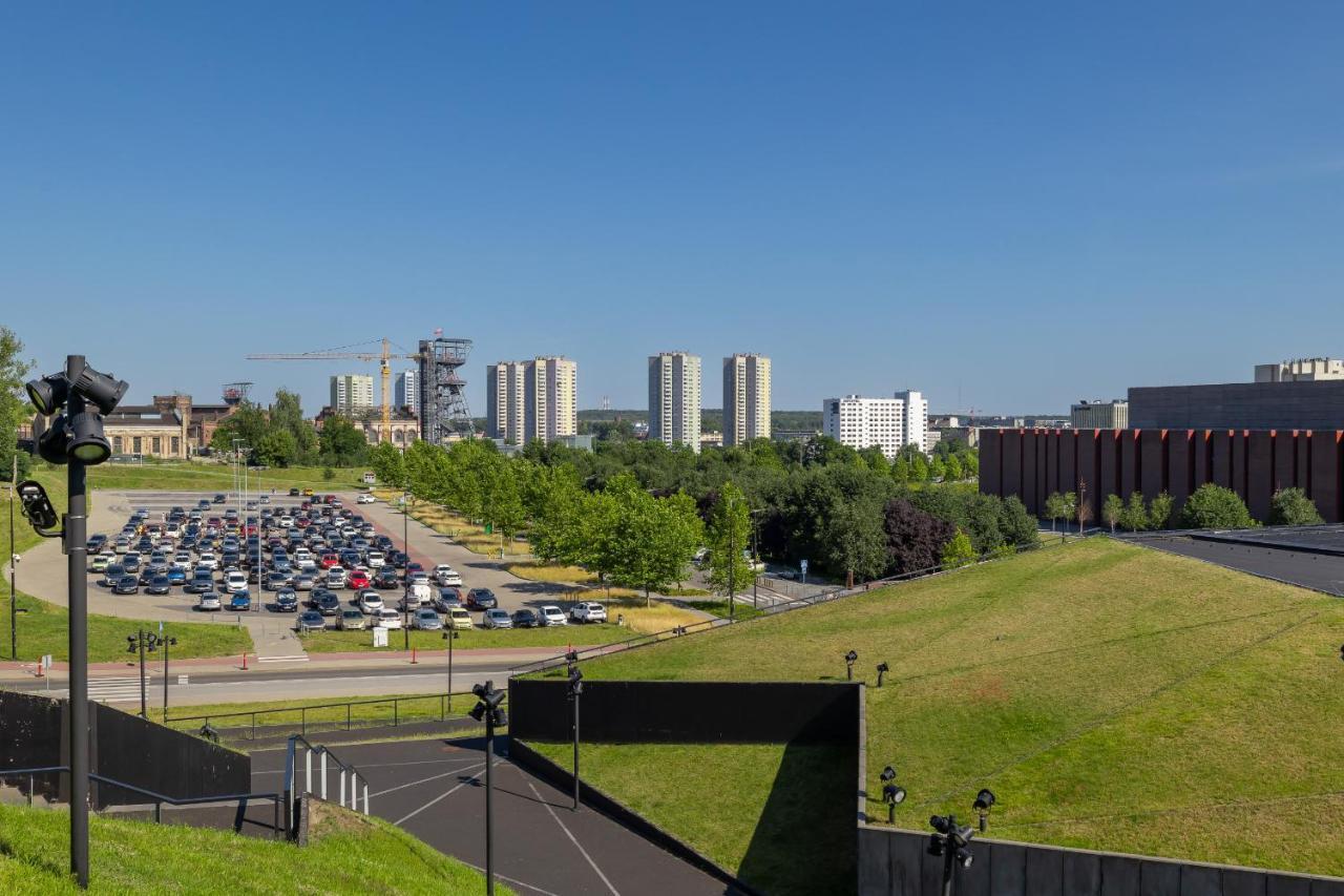 Stylish Korfantego Apartment Next To Spodek By Noclegi Renters Katowice Ngoại thất bức ảnh